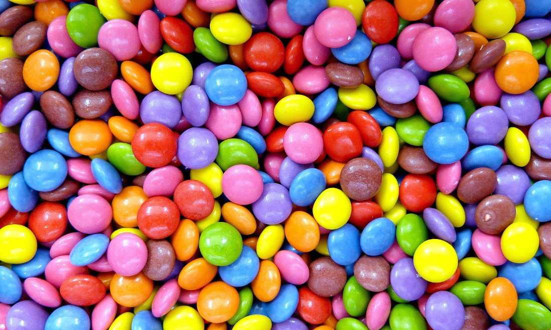 La spiruline, cet superaliment dans les smarties, les glaces à l'eau et même de la bière